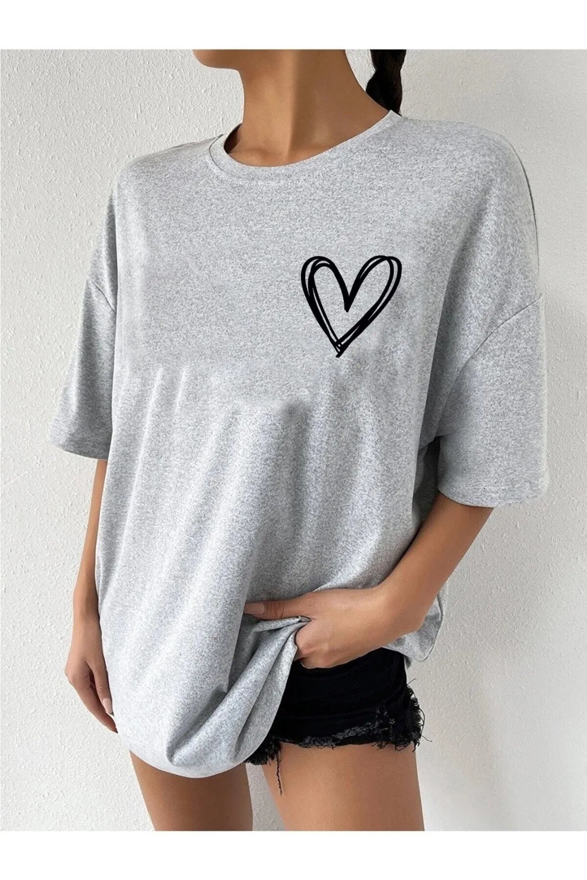 Minimal Kalp Bask?l? Oversize Tshirt